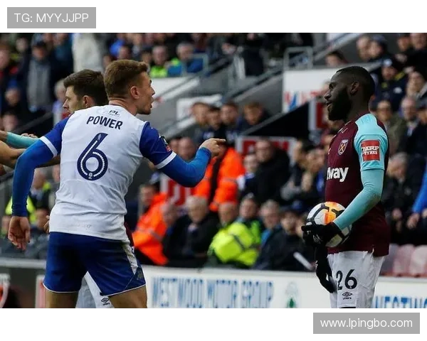 红牌判罚中的吐口水行为，规则到底怎么界定？