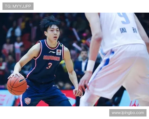 维金斯突破创造空位投篮效率明显高于队内后卫